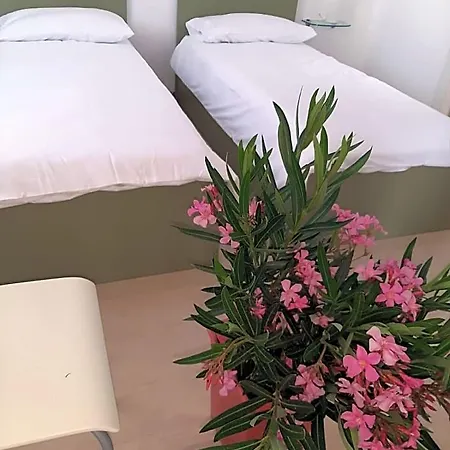 Casa Lilla Oda ve Kahvaltı 3*