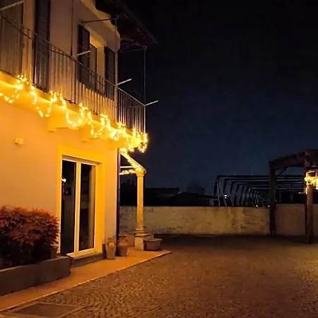 Casa Lilla Oda ve Kahvaltı 3*